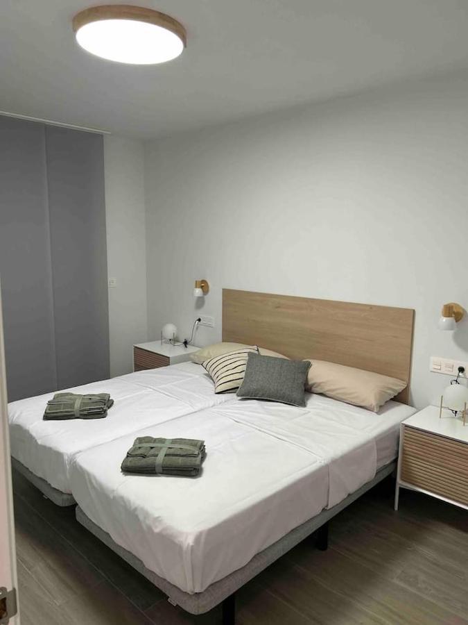 Apartamentos Breton 17 Suite Familiar Alicante Buitenkant foto