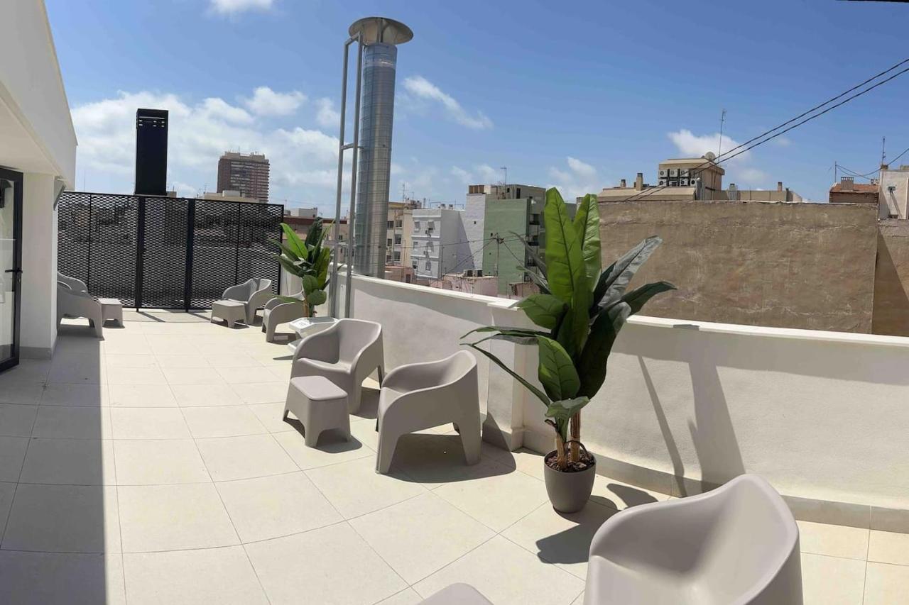 Apartamentos Breton 17 Suite Familiar Alicante Buitenkant foto