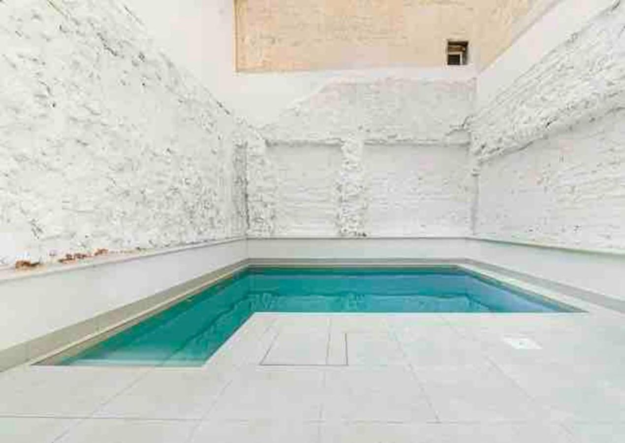 Apartamentos Breton 17 Suite Familiar Alicante Buitenkant foto